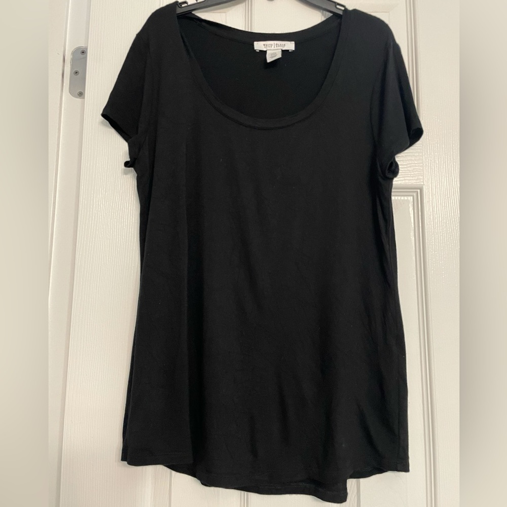 Women’s White House Black Market Shortsleeved scoop neck blouse-Black-Sz Sm